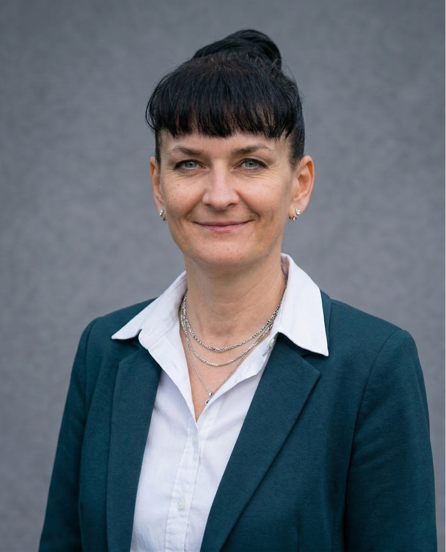 Ing. Iva Kyselov&aacute;, Ph.D., Mgr. et Mgr., LL.M., MBA, MPA, MSc